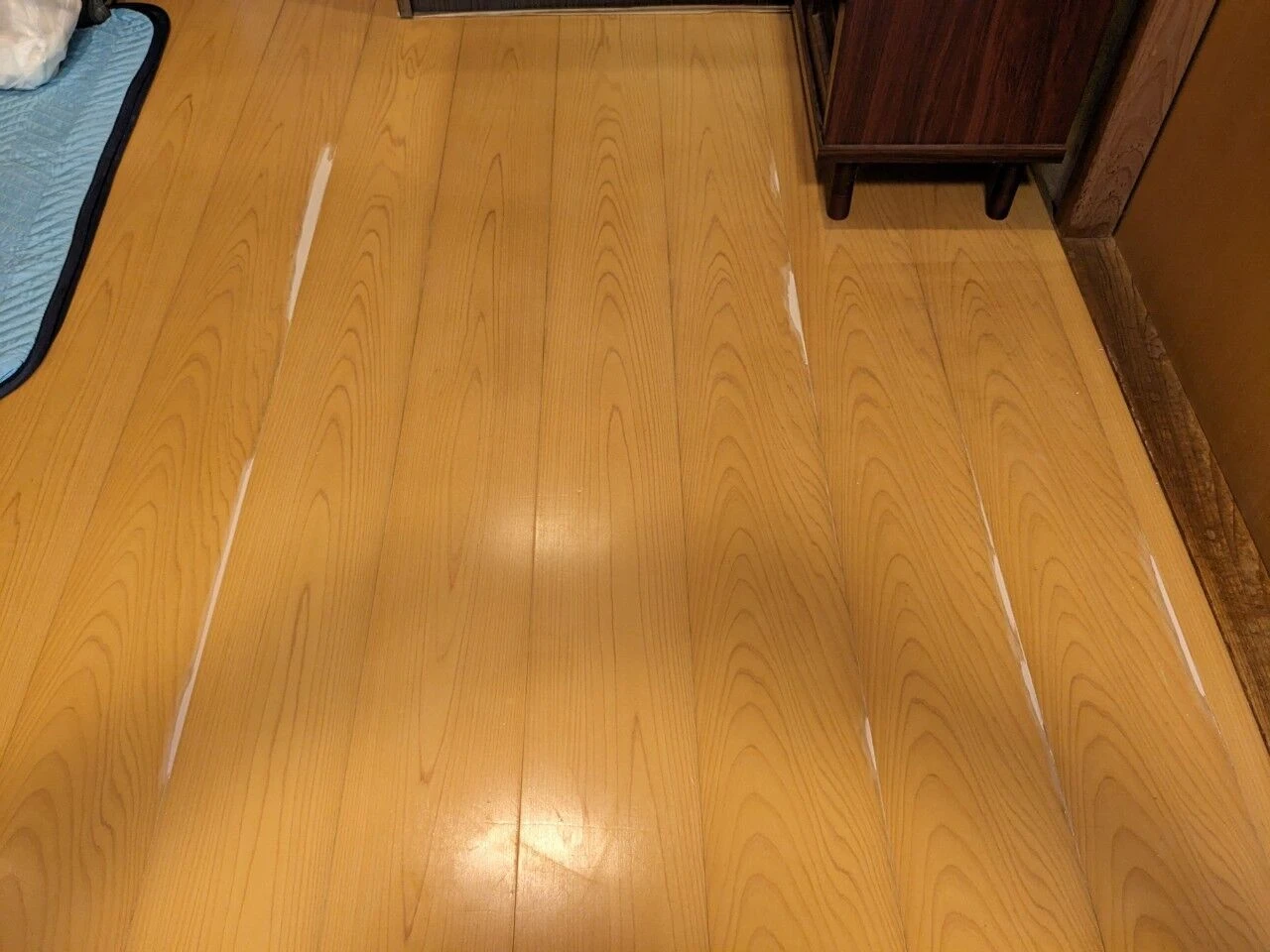 1725008898803